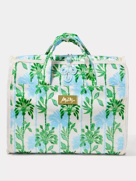 Lilly Pulitzer Handbags - NWT Lilly Pulitzer Hanging Toiletry Bag